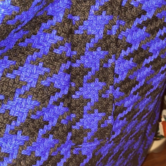 Blue and Black woven winter jacket. - Picture 3 of 4